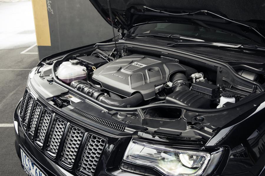  Jeep Grand Cherokee Blackhawk 2015 года  (фото 10 из 26)